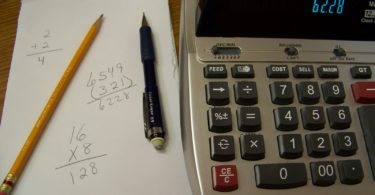Difference Between Computer and Calculator